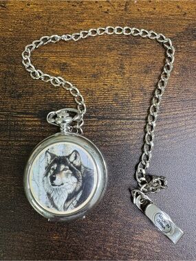 Avon Majestic Encounters Silver Pocket Watch with Wolf Illustration and Chain